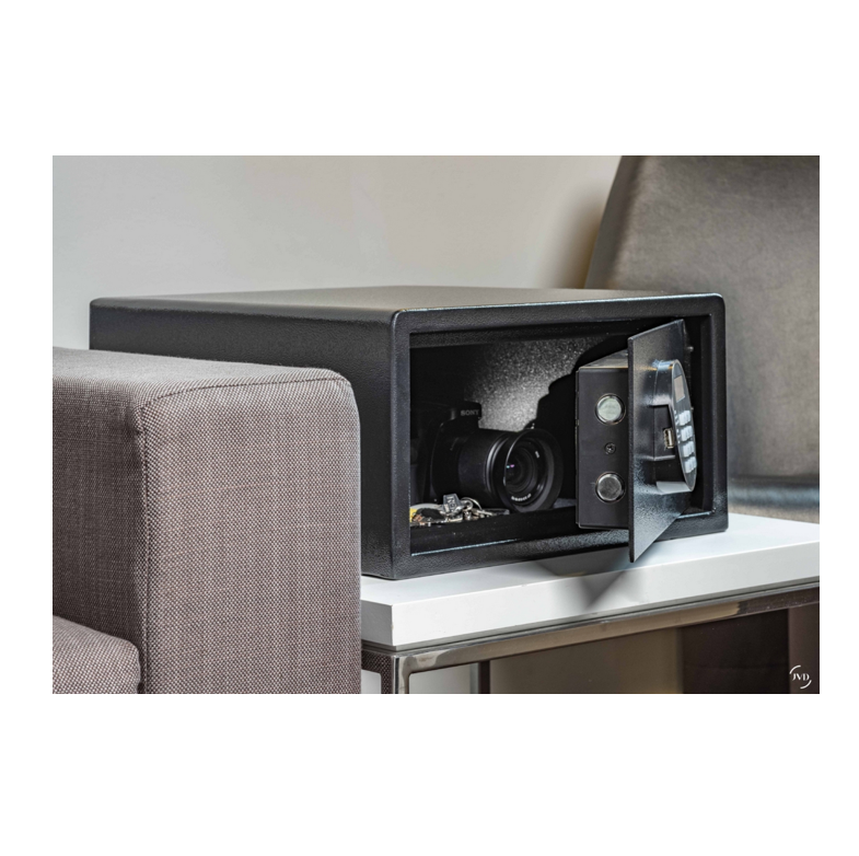 Fortress 15" Tallelokero